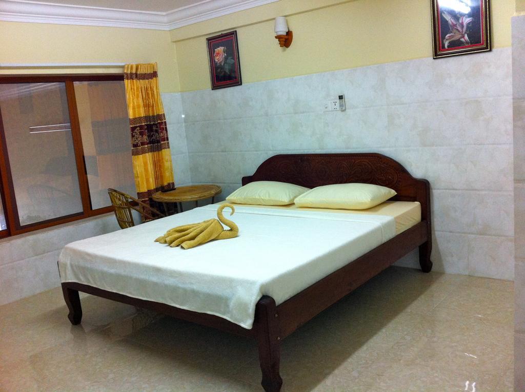 كامبوت Captain Chim S Guesthouse الغرفة الصورة